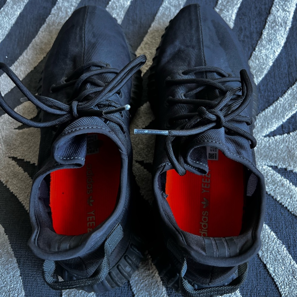 Black Yeezy reflective style sneakers